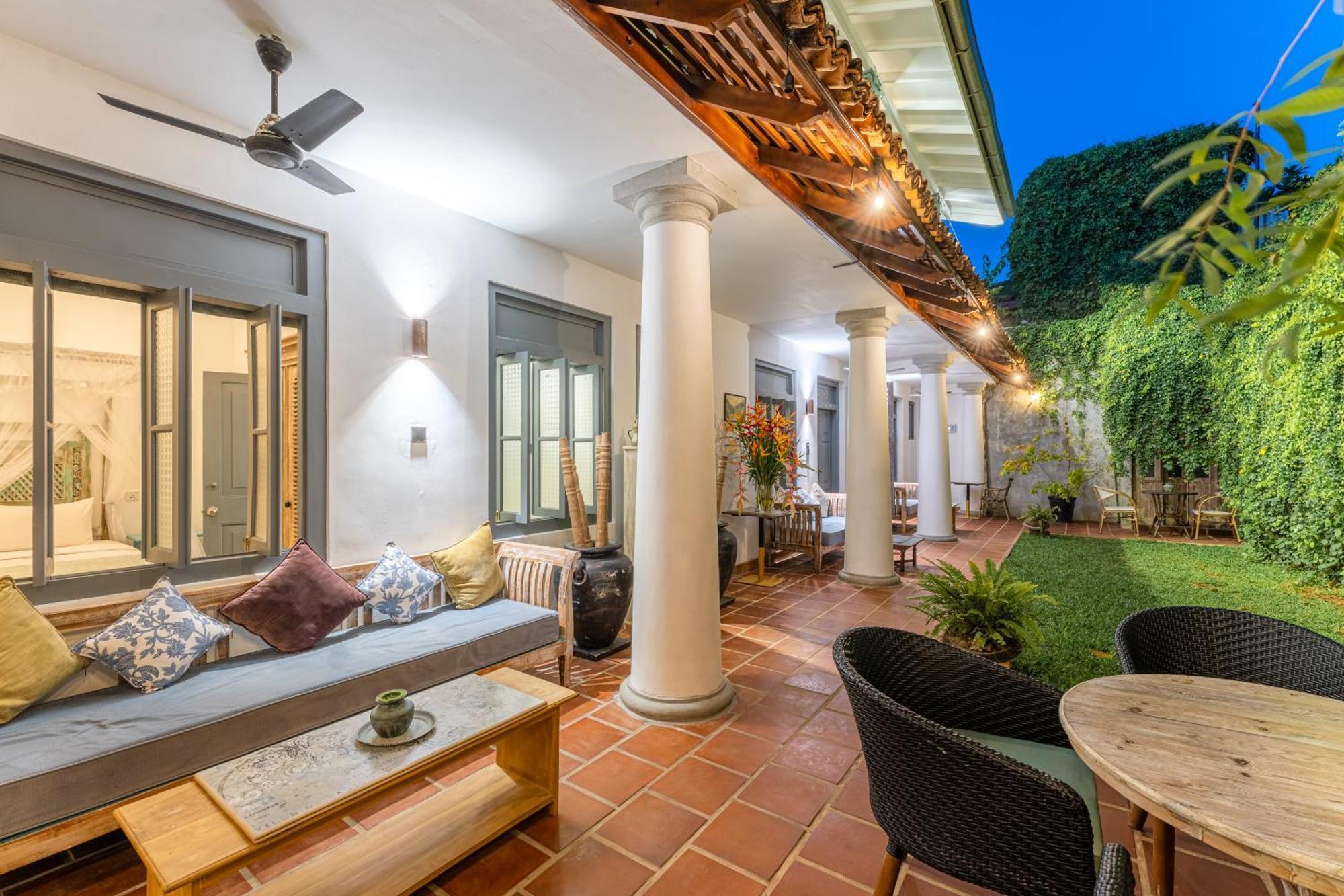 Parawa House กอลล์ ภายนอก รูปภาพ